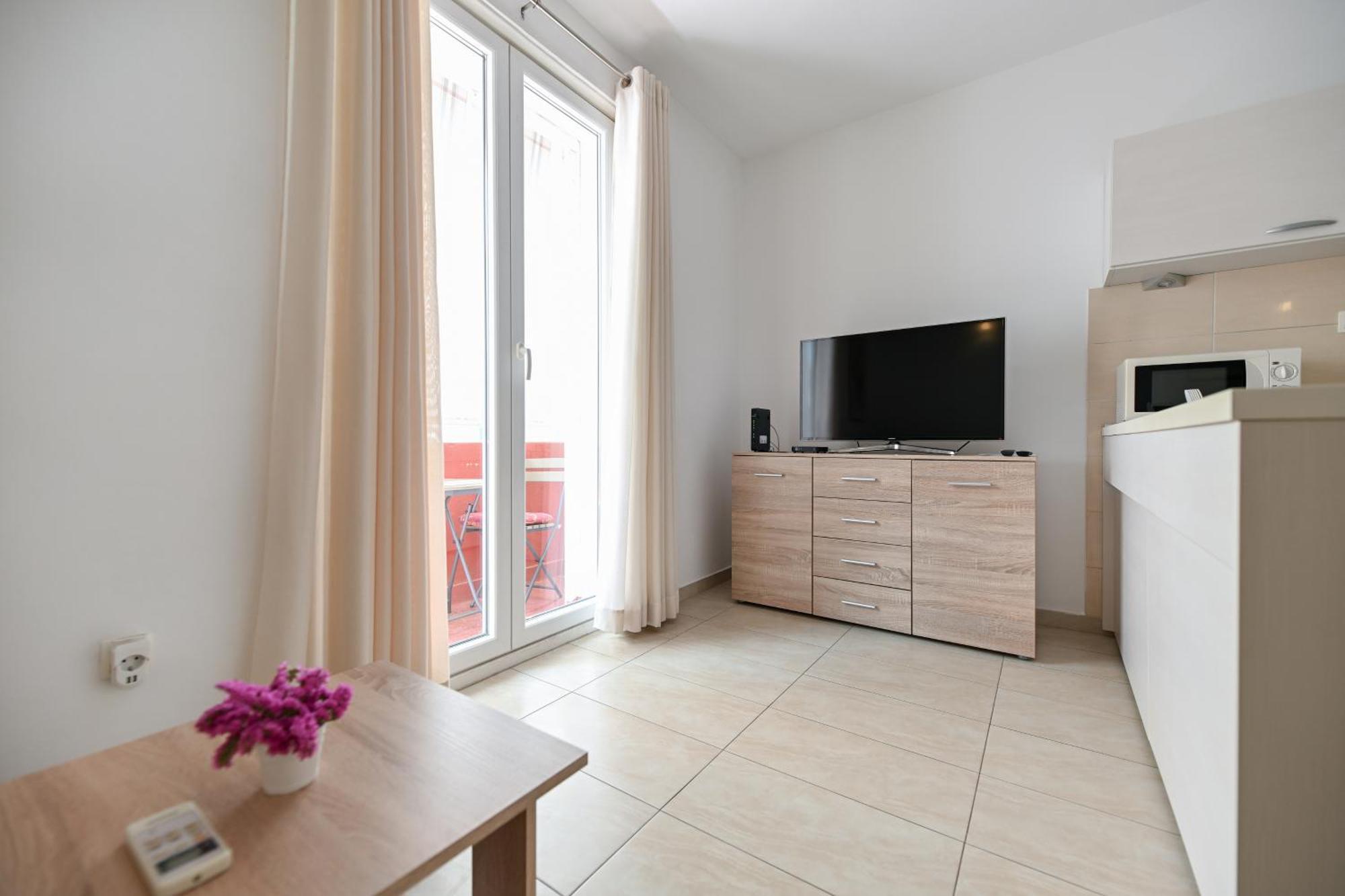 Near City Center Apartment With Free Parking And Air Condition In Each Room Zadar Exterior foto