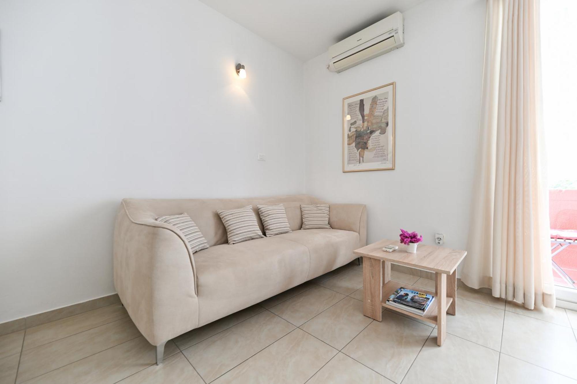 Near City Center Apartment With Free Parking And Air Condition In Each Room Zadar Exterior foto